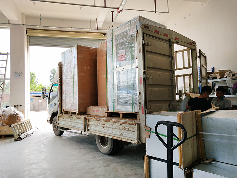 岳陽風(fēng)淋室發(fā)貨現(xiàn)場